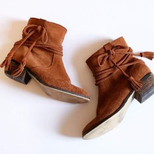 Minnetonka Heeled Booties